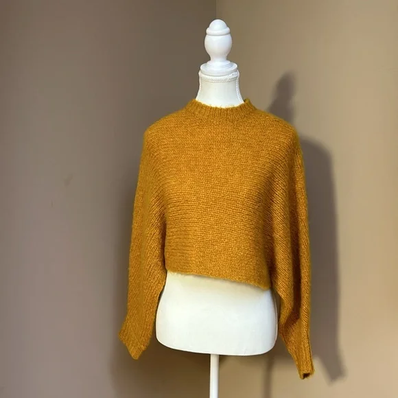 NWT Aritzia Wilfred Free Lolan Sweater - Picture 3 of 10